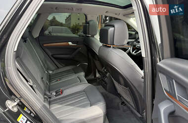 Внедорожник / Кроссовер Audi Q5 2022 в 