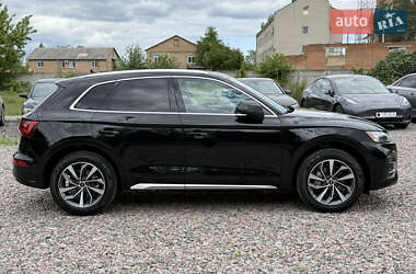 Внедорожник / Кроссовер Audi Q5 2021 в 