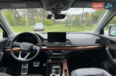 Внедорожник / Кроссовер Audi Q5 2021 в 