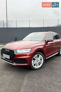 Позашляховик / Кросовер Audi Q5 2018 в Чернігові