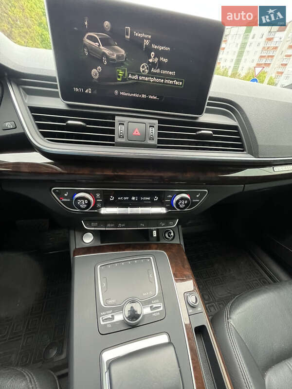 Позашляховик / Кросовер Audi Q5 2018 в Чернігові