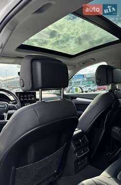 Позашляховик / Кросовер Audi Q5 2022 в 