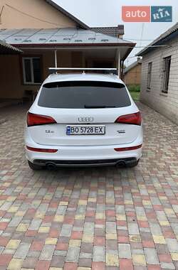 Внедорожник / Кроссовер Audi Q5 2017 в 