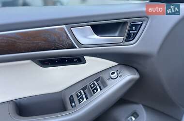 Позашляховик / Кросовер Audi Q5 2015 в 