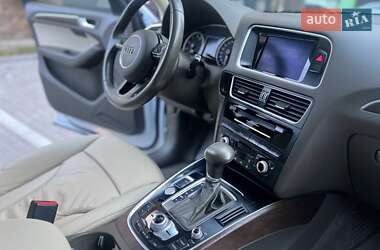 Позашляховик / Кросовер Audi Q5 2015 в 