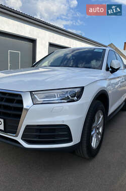 Позашляховик / Кросовер Audi Q5 2018 в Житомирі