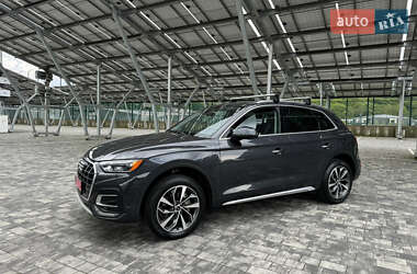 Внедорожник / Кроссовер Audi Q5 2020 в 