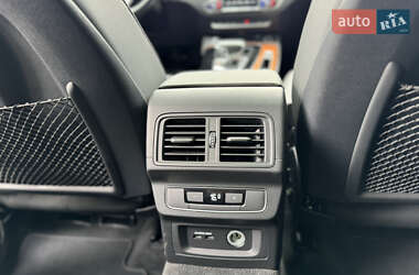 Внедорожник / Кроссовер Audi Q5 2020 в 