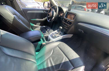 Внедорожник / Кроссовер Audi Q5 2010 в 