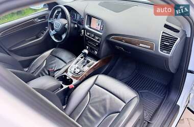 Позашляховик / Кросовер Audi Q5 2015 в 