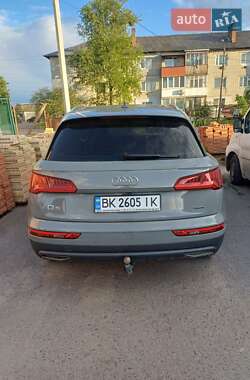 Внедорожник / Кроссовер Audi Q5 2019 в 