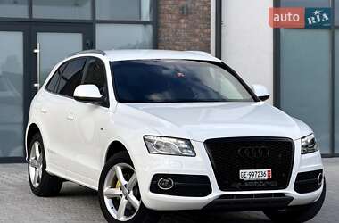 Внедорожник / Кроссовер Audi Q5 2009 в 