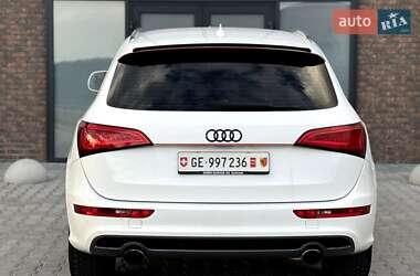 Внедорожник / Кроссовер Audi Q5 2009 в 