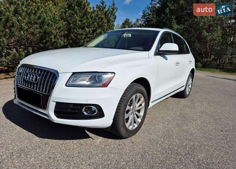 Внедорожник / Кроссовер Audi Q5 2015 в 