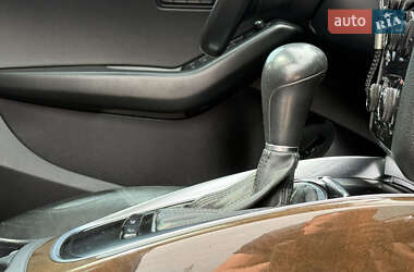 Внедорожник / Кроссовер Audi Q5 2010 в 