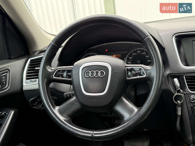 Позашляховик / Кросовер Audi Q5 2010 в Дрогобичі