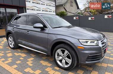 Внедорожник / Кроссовер Audi Q5 2018 в 