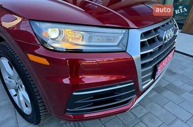 Внедорожник / Кроссовер Audi Q5 2018 в 