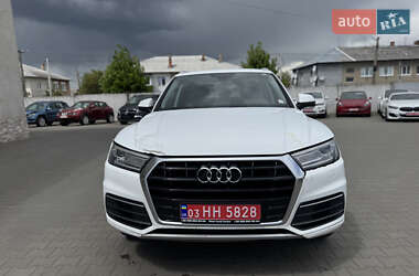 Позашляховик / Кросовер Audi Q5 2018 в 