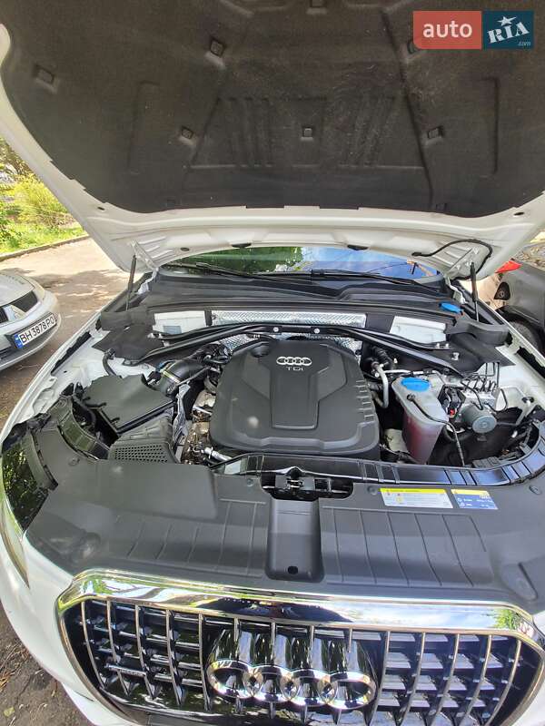 Внедорожник / Кроссовер Audi Q5 2016 в Одессе