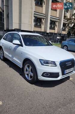 Внедорожник / Кроссовер Audi Q5 2016 в 