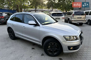 Внедорожник / Кроссовер Audi Q5 2012 в 