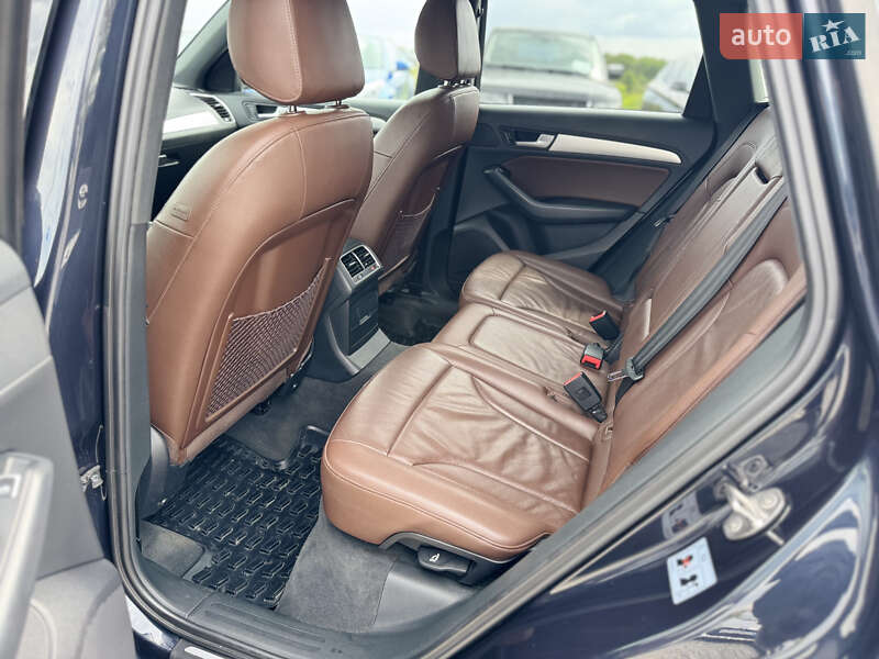 Внедорожник / Кроссовер Audi Q5 2013 в Тернополе