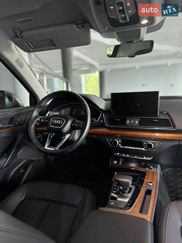 Внедорожник / Кроссовер Audi Q5 2022 в Одессе