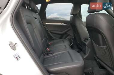Внедорожник / Кроссовер Audi Q5 2016 в 