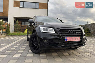 Внедорожник / Кроссовер Audi Q5 2016 в 