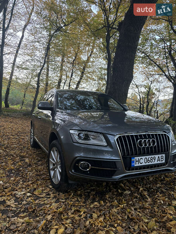 Внедорожник / Кроссовер Audi Q5 2015 в 