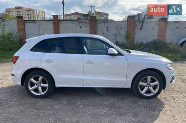 Позашляховик / Кросовер Audi Q5 2017 в 