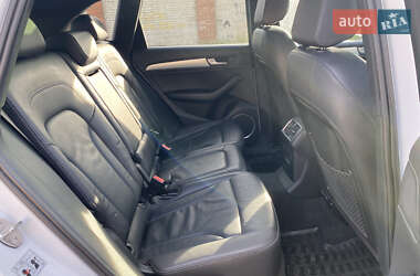 Позашляховик / Кросовер Audi Q5 2017 в 