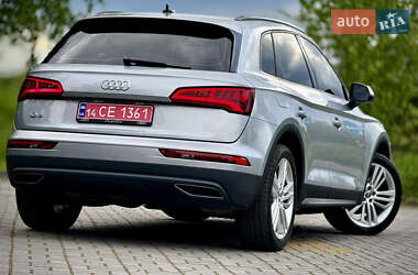 Позашляховик / Кросовер Audi Q5 2020 в 