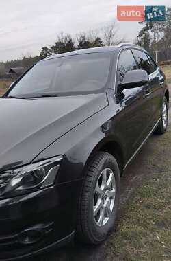 Внедорожник / Кроссовер Audi Q5 2011 в Сосновке