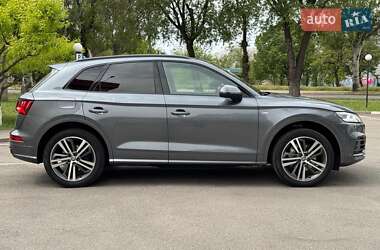 Внедорожник / Кроссовер Audi Q5 2020 в 