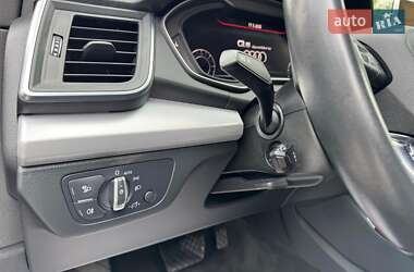 Внедорожник / Кроссовер Audi Q5 2020 в 