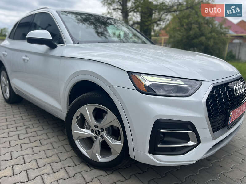 Позашляховик / Кросовер Audi Q5 2021 в Стрию