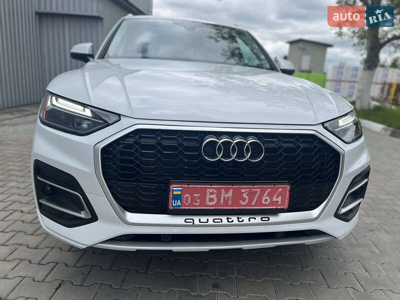 Позашляховик / Кросовер Audi Q5 2021 в Стрию