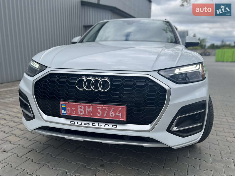 Позашляховик / Кросовер Audi Q5 2021 в Стрию