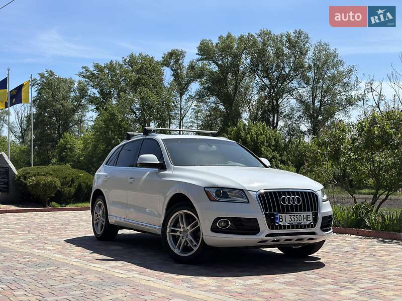 Внедорожник / Кроссовер Audi Q5 2015 в 