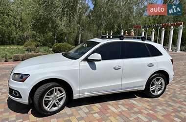 Внедорожник / Кроссовер Audi Q5 2015 в Миргороде