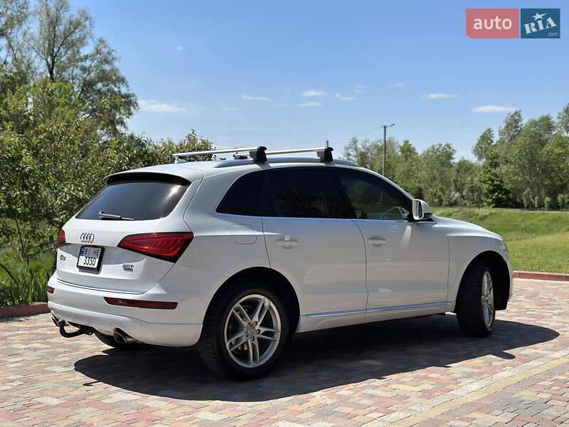 Внедорожник / Кроссовер Audi Q5 2015 в Миргороде