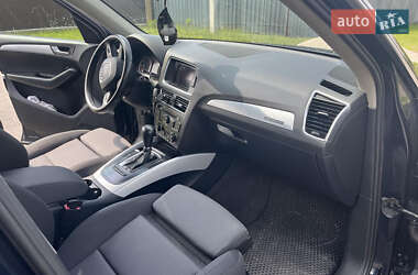 Внедорожник / Кроссовер Audi Q5 2010 в 