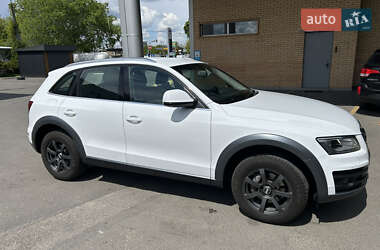 Внедорожник / Кроссовер Audi Q5 2014 в 