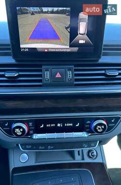 Позашляховик / Кросовер Audi Q5 2019 в 