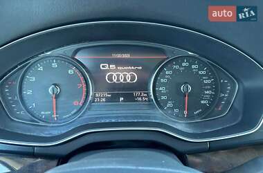 Позашляховик / Кросовер Audi Q5 2019 в 