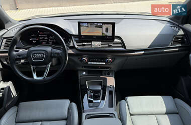 Внедорожник / Кроссовер Audi Q5 2022 в 