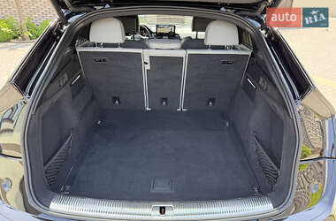 Внедорожник / Кроссовер Audi Q5 2022 в 