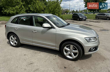 Внедорожник / Кроссовер Audi Q5 2012 в 
